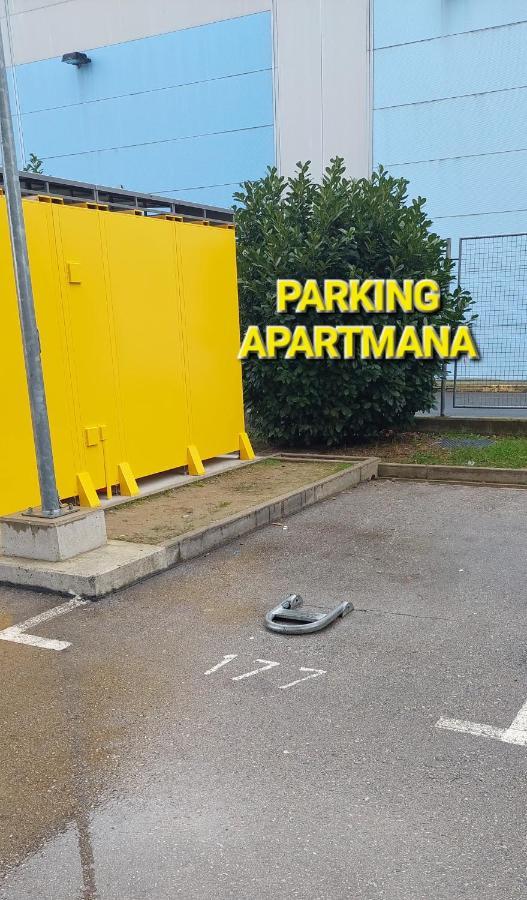 Apartman Urban & 4 ザグレブ エクステリア 写真